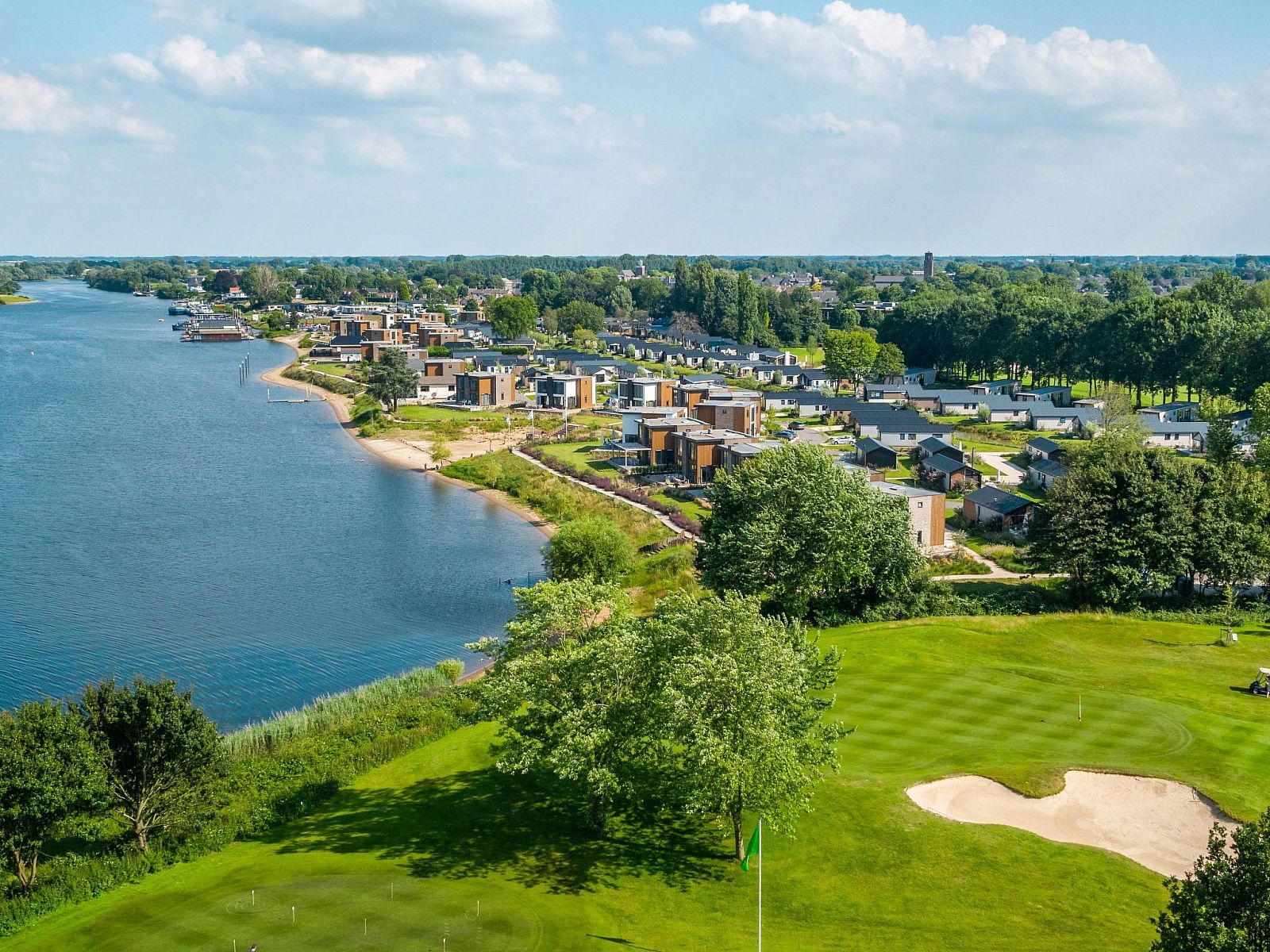Verblijf 281424 - Vakantiewoning Rivierengebied - Vakantiehuis Vakantiepark Aan de Maas - Weide Lande | 4p 4p