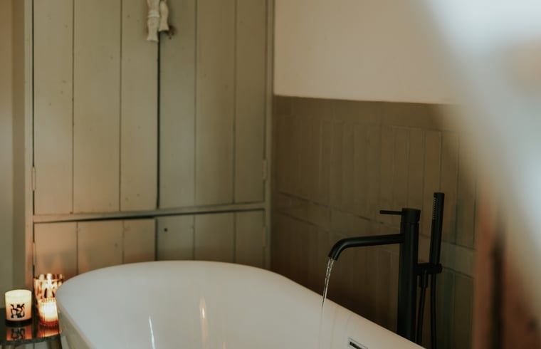 Guest house 282717 - Holiday property Rivierengebied - Vakantiehuisje in Altforst