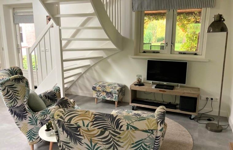 Guest house 282802 - Holiday property Rivierengebied - Vakantiehuisje in Hurwenen