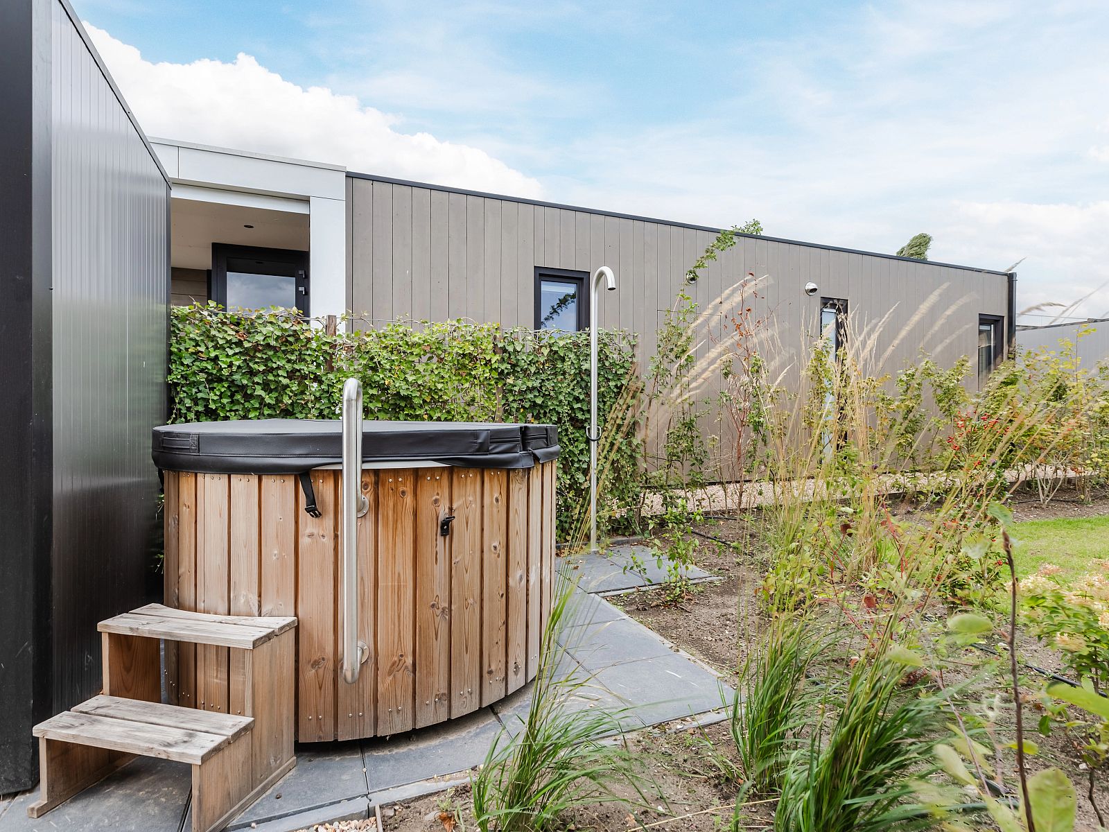 Unterkunft 284426 - Bungalow Rivierengebied - 4 persoons Wellness Lodge | 4B2