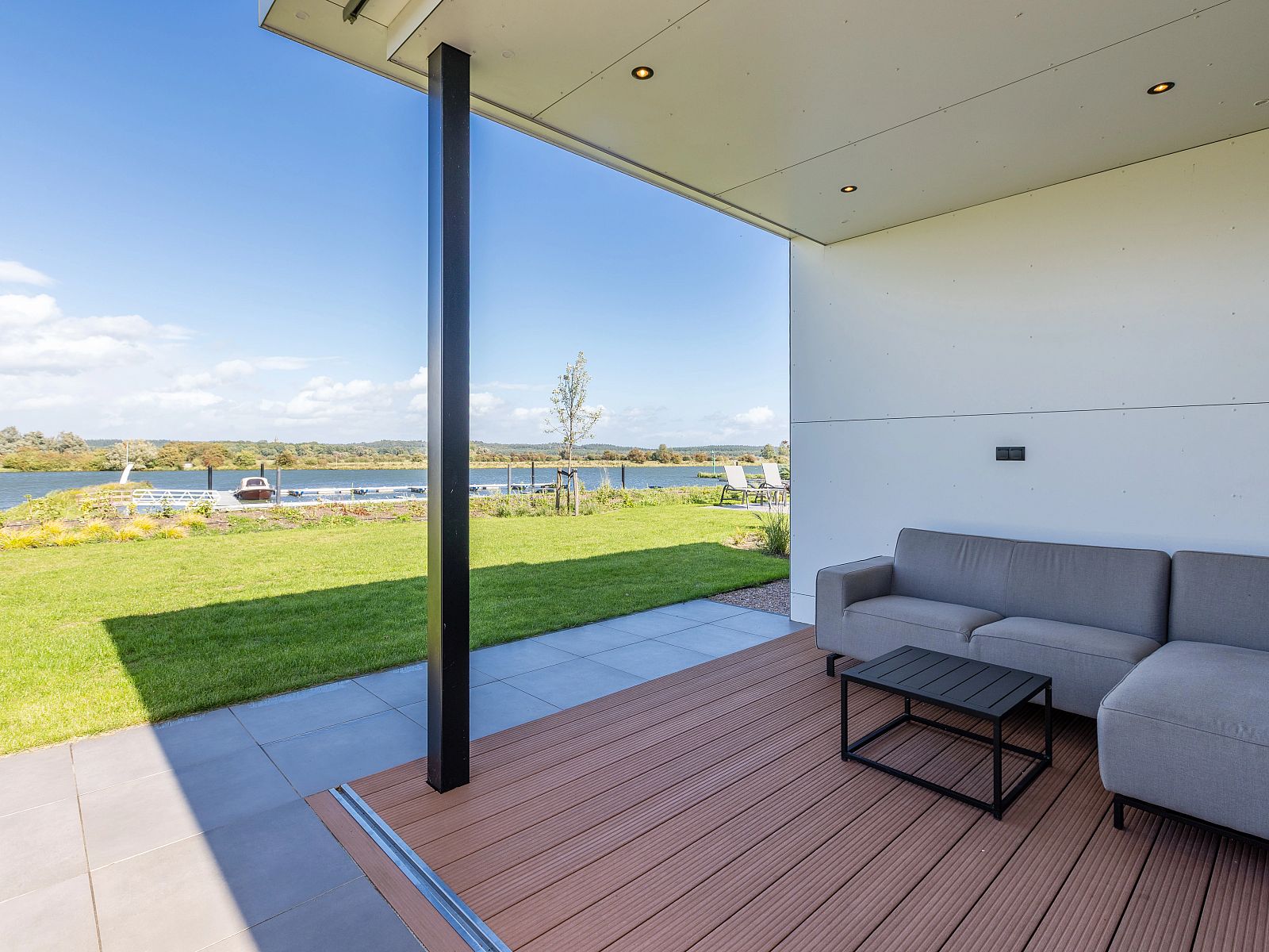 Verblijf 284428 - Bungalow Rivierengebied - 6 persoons Water & Hottub Lodge | 6B3