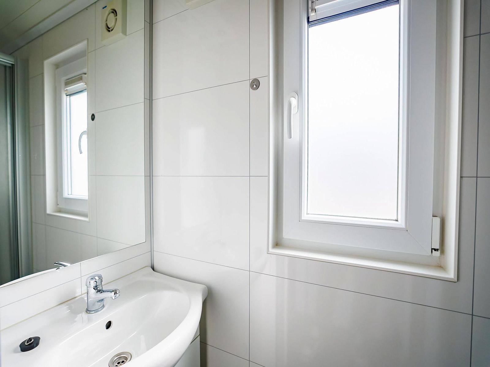 Guest house 285805 - Chalet Rivierengebied - Vakantiepark Eiland van Maurik 2