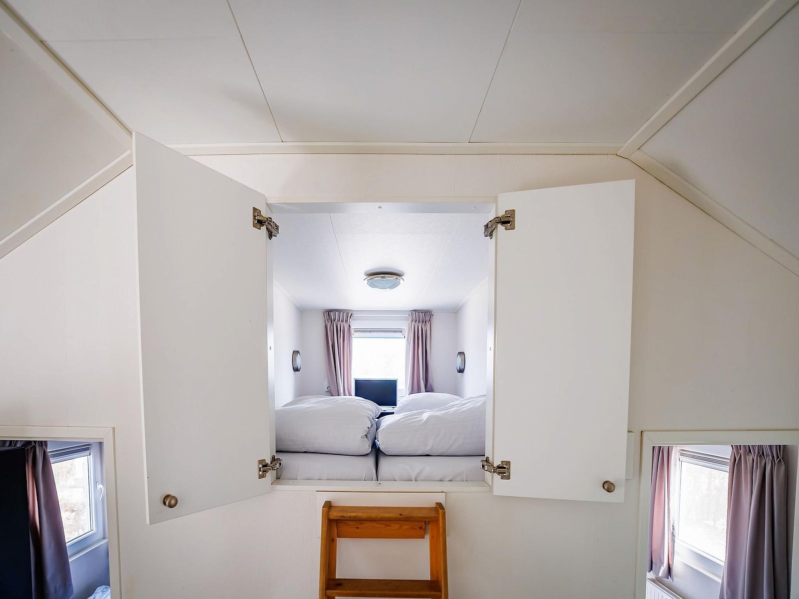 Guest house 285805 - Chalet Rivierengebied - Vakantiepark Eiland van Maurik 2