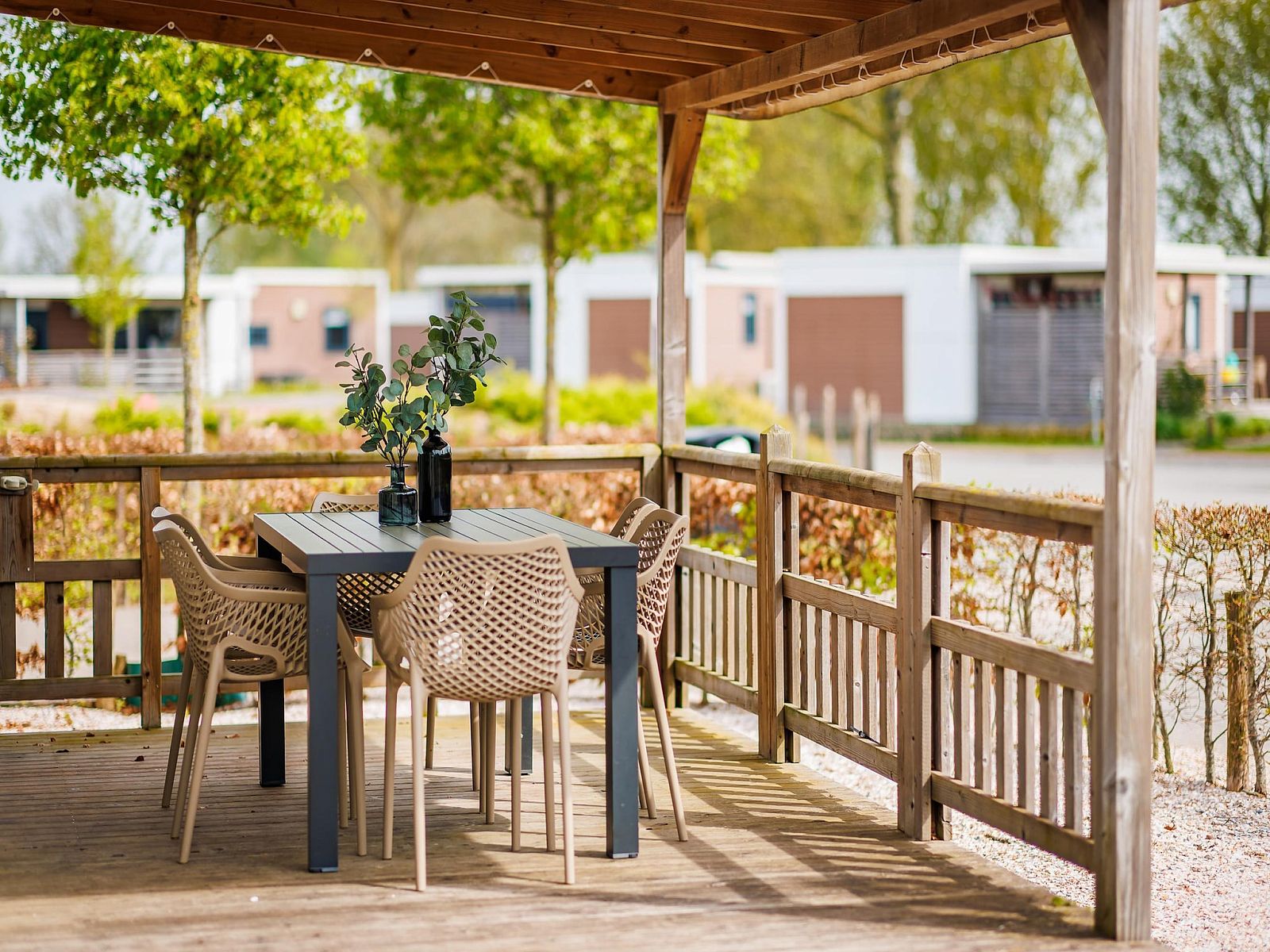 Guest house 285806 - Chalet Rivierengebied - Vakantiepark Eiland van Maurik 3