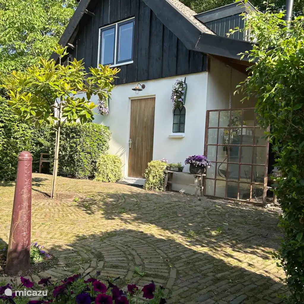 Guest house 287503 - Holiday property Rivierengebied - The Tiny Walnut