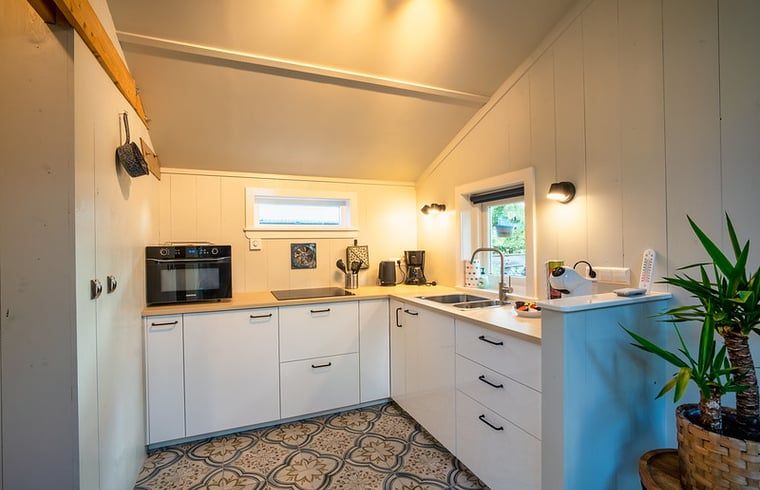 Voll ausgestattete Kueche im Ferienhaus in Laren, ideal fuer kulinarische Erlebnisse in Achterhoek, Gelderland.