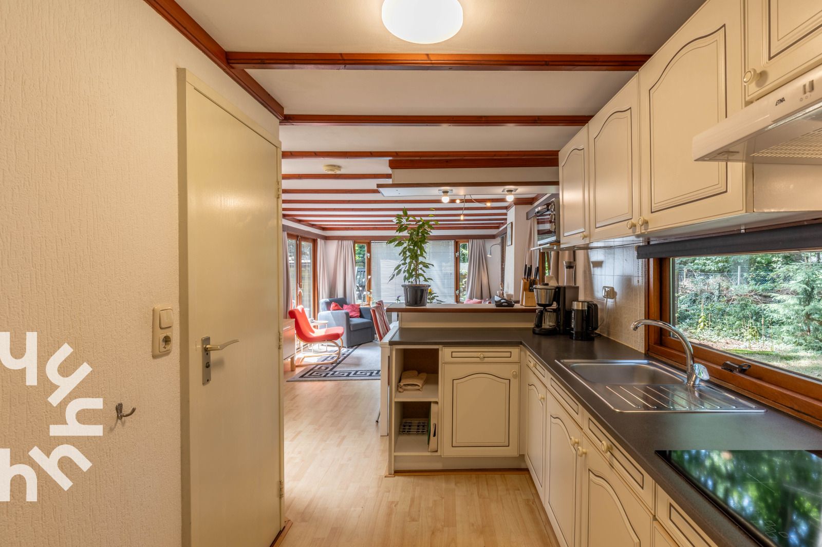 Ruime woonkamer van DG1545 vakantiehuis in Lochem, Achterhoek, Gelderland.
