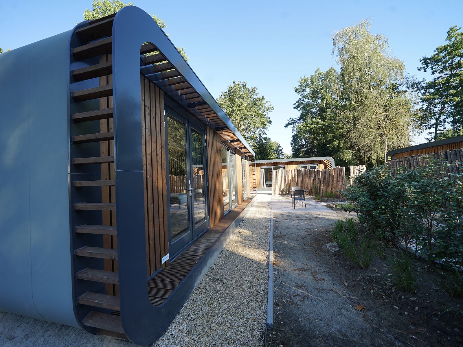 Strak design van Chalet in Lochem, vakantiehuis in de rustgevende natuur van de Achterhoek.