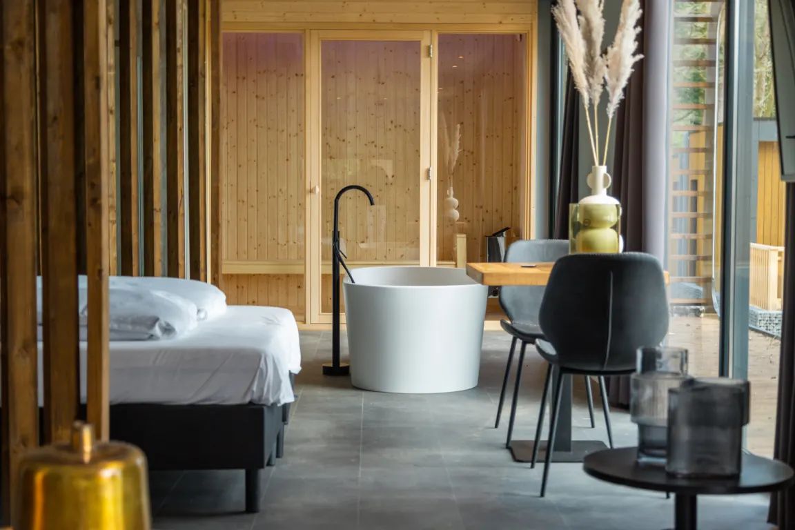 Luxe slaapkamer in Chalet in Lochem, vakantiehuis met comfort in de Achterhoek, Gelderland.