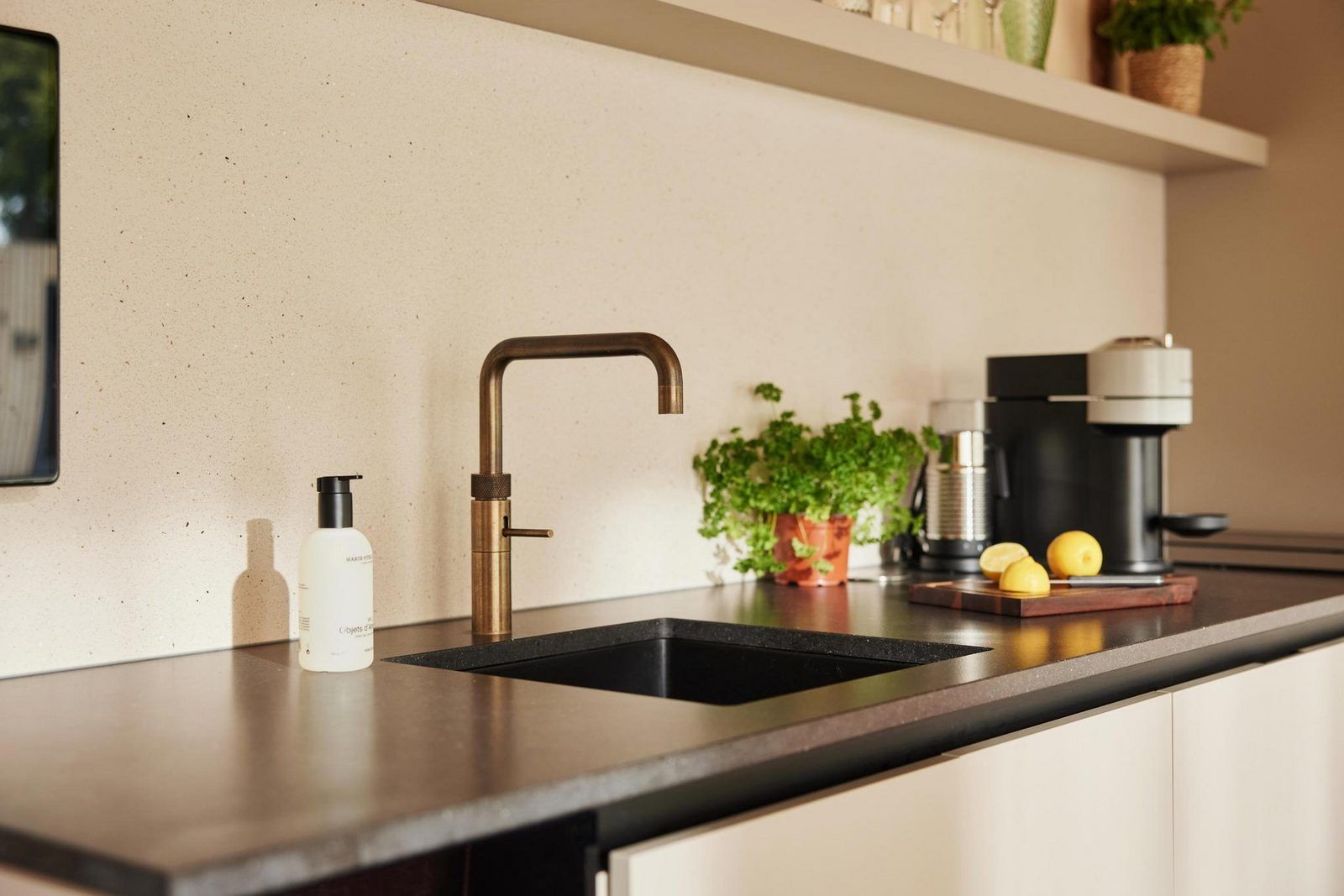 Guest house 292213 - Holiday property Achterhoek - Unbrick One | Sauna en Verwarmd Zwembad | 4 Pers