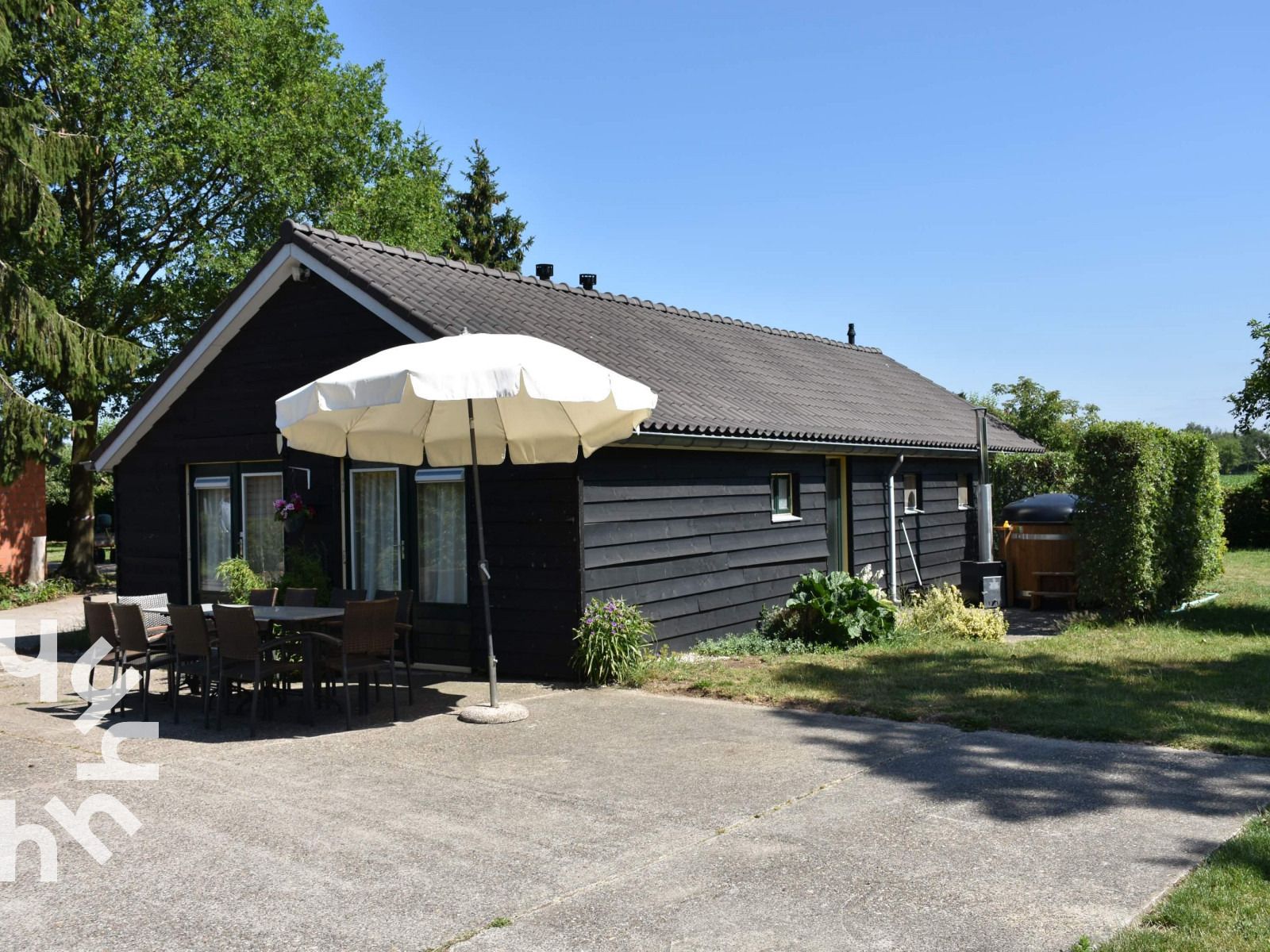 Gemuetliche Kueche im Ferienhaus DG126 in Vorden, Achterhoek, Gelderland mit Essecke.