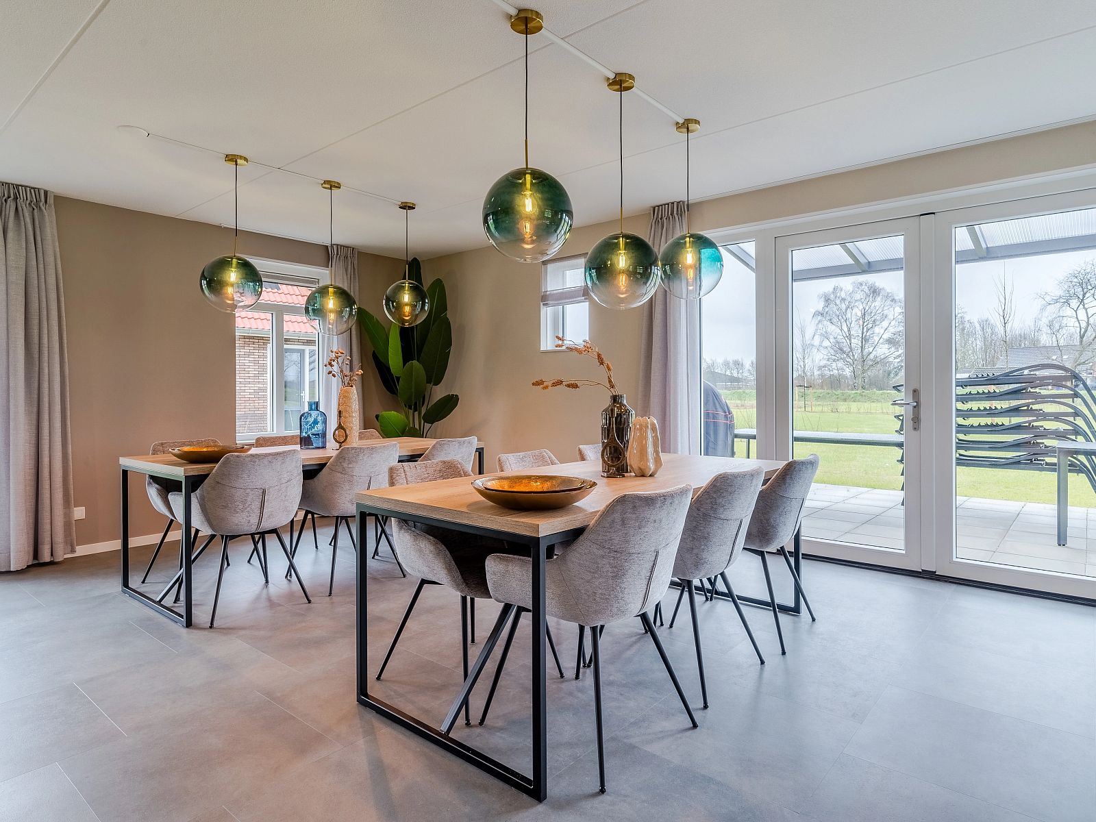 Verblijf 295026 - Bungalow Achterhoek - Stroombroek | 12-persoons woning culinair | 12ELF