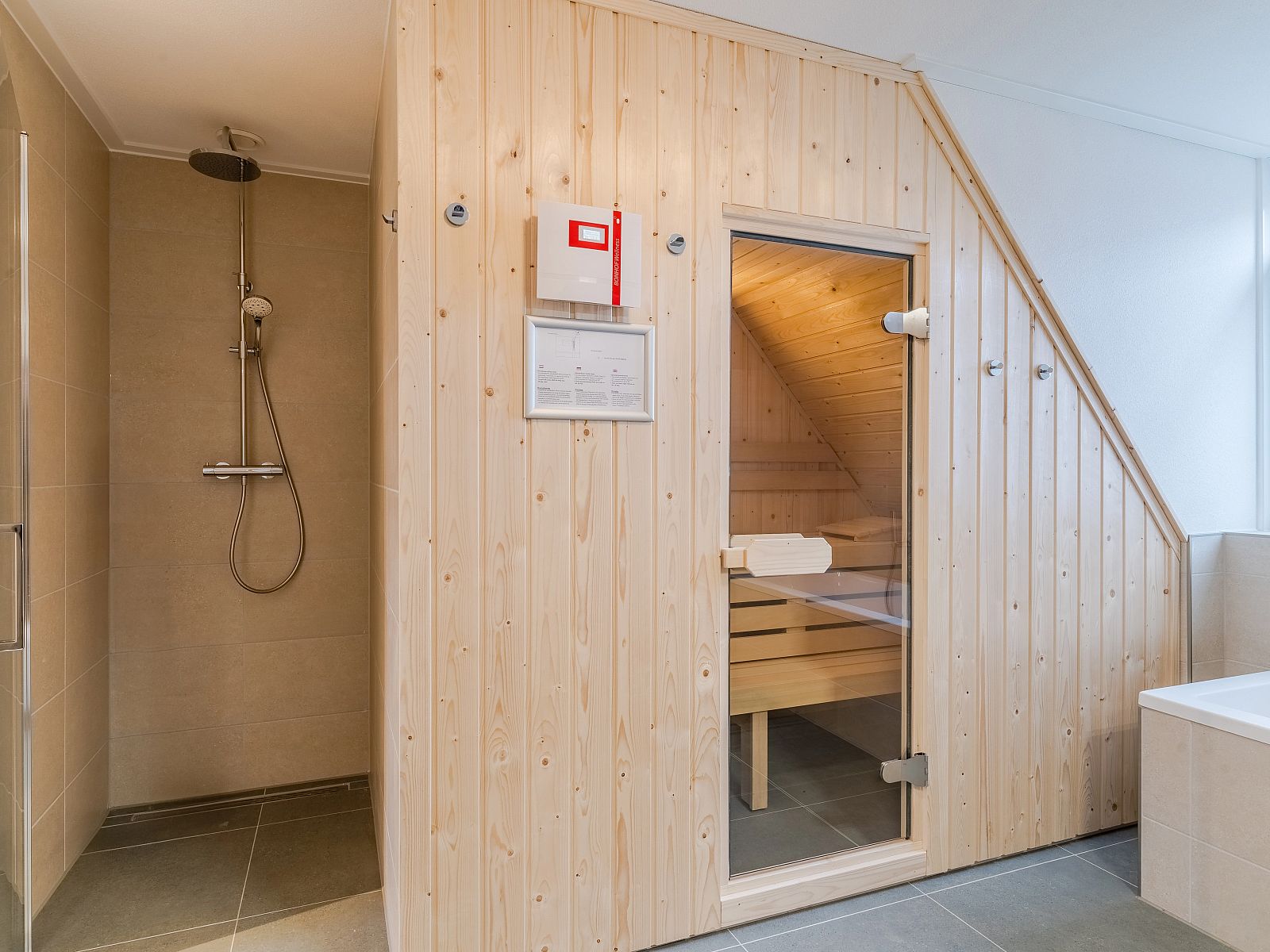 Verblijf 295026 - Bungalow Achterhoek - Stroombroek | 12-persoons woning culinair | 12ELF