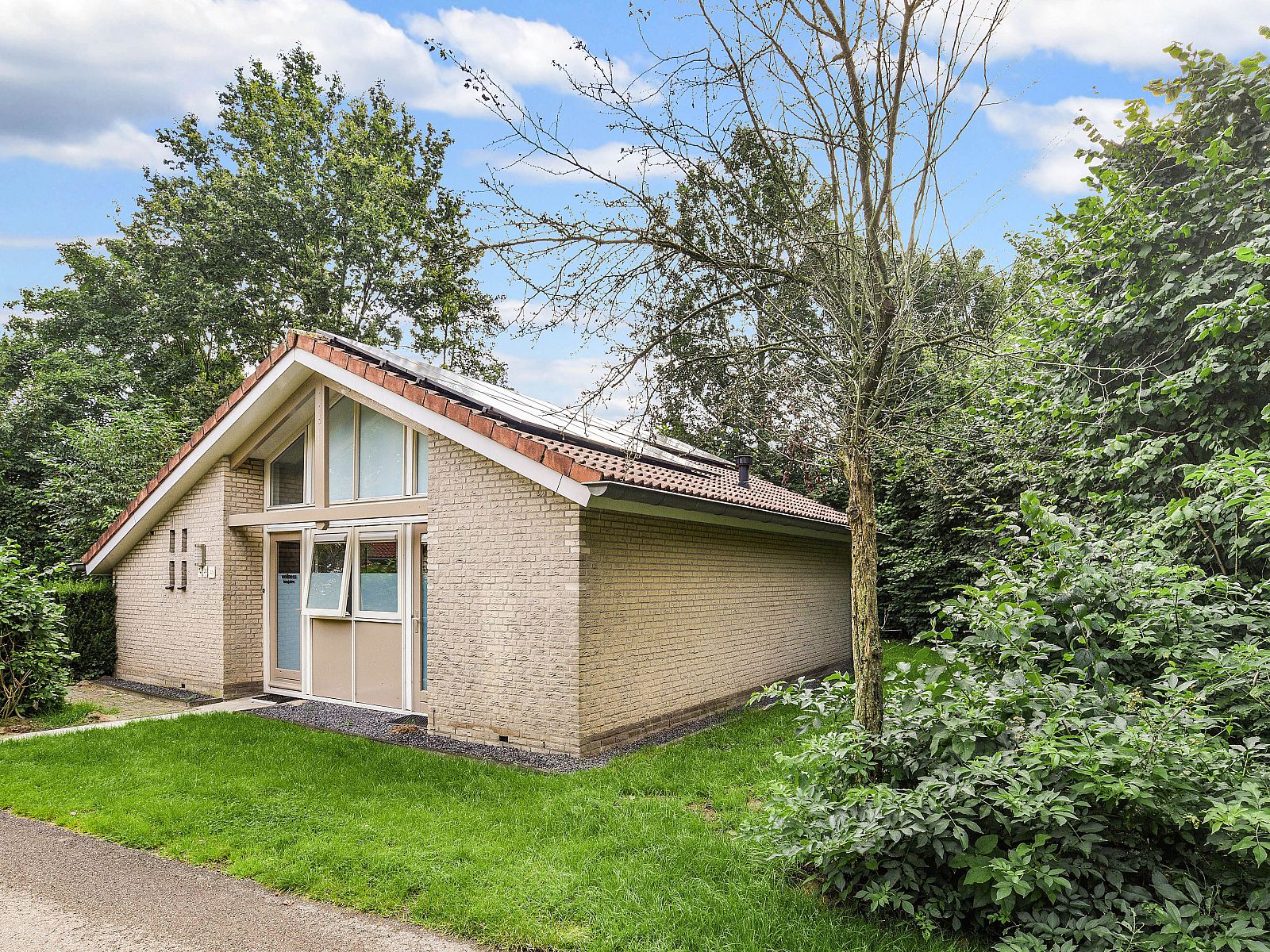 Verblijf 295027 - Bungalow Achterhoek - Stroombroek | 2-persoons wellnessbungalow | 2ELW