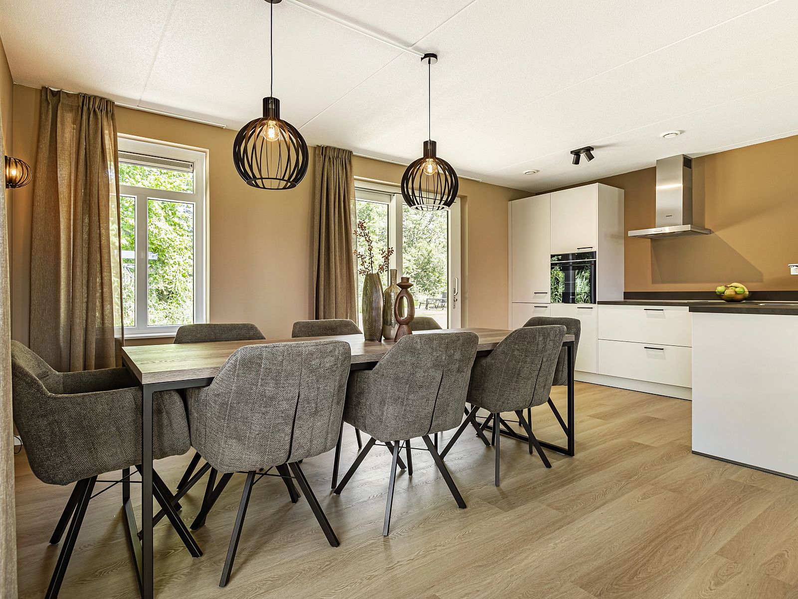 Verblijf 295030 - Bungalow Achterhoek - Stroombroek | 8-persoons woning | 8L