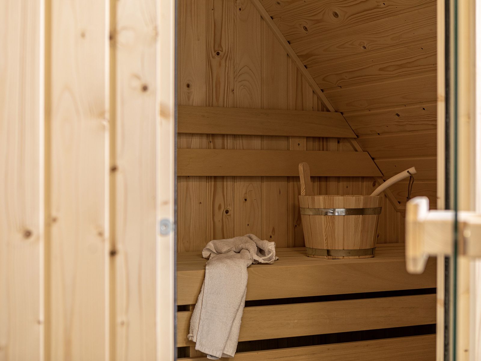 Unterkunft 295039 - Bungalow Achterhoek - Stroombroek | 12-persoons woning | 12L