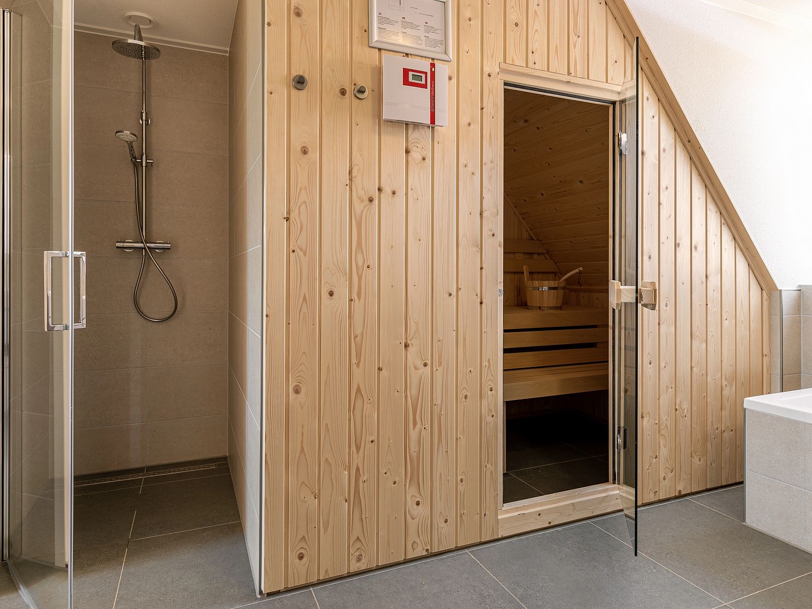 Unterkunft 295039 - Bungalow Achterhoek - Stroombroek | 12-persoons woning | 12L