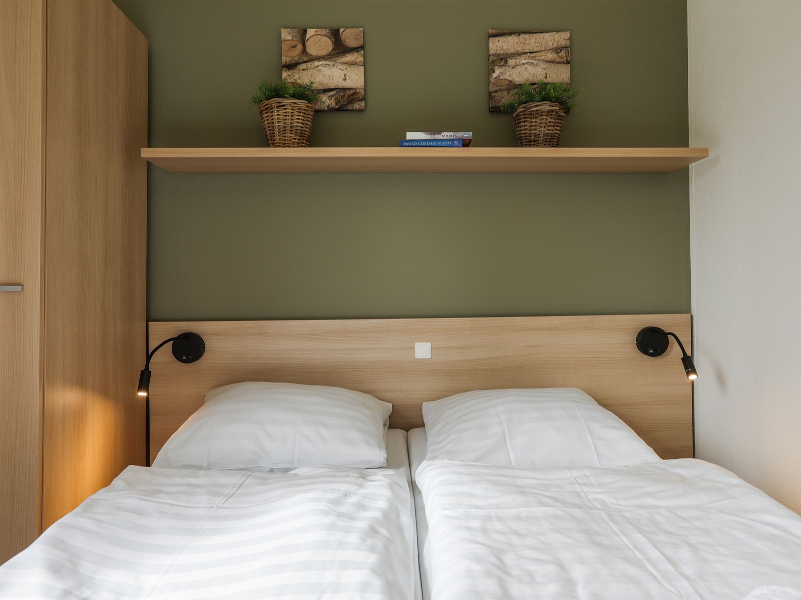 Unterkunft 295044 - Bungalow Achterhoek - Stroombroek | 4-persoons hondenbungalow | 4CD