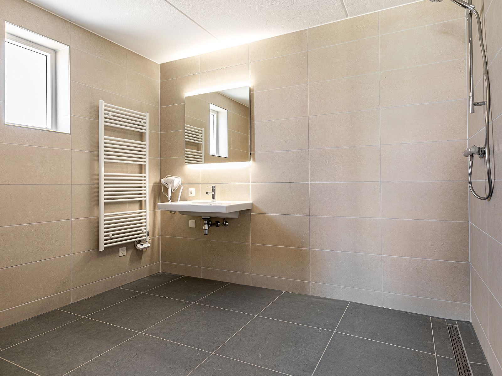 Unterkunft 295046 - Bungalow Achterhoek - Stroombroek | 8-persoons woning | 8ELW