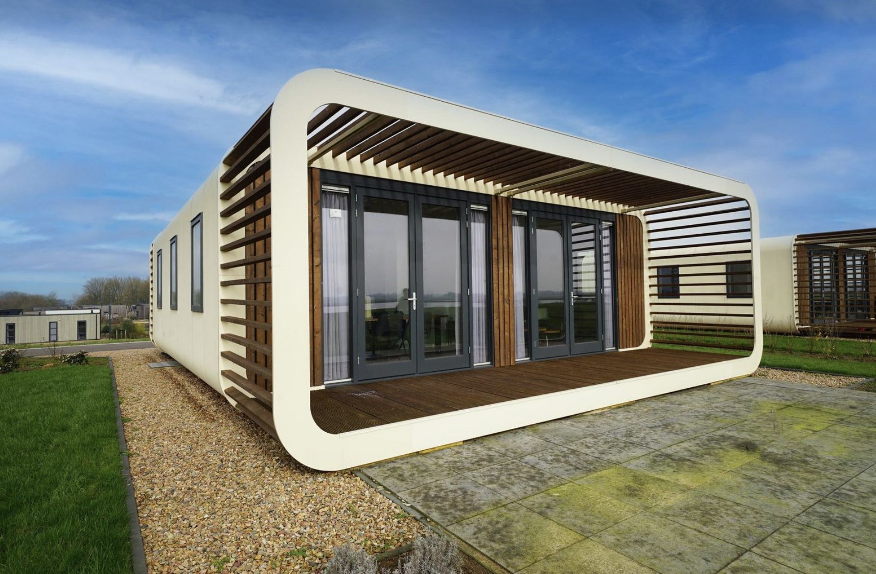 Modernes Einfamilienhaus in Olburgen mit Veranda, gelegen in der ruhigen Natur der Region Achterhoek in Gelderland.