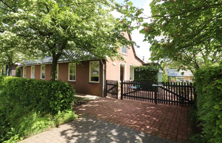 Ontdek de groene entree van Vakantiehuisje in Winterswijk Woold in de pittoreske Achterhoek, ideaal voor een ontspannen verblijf.