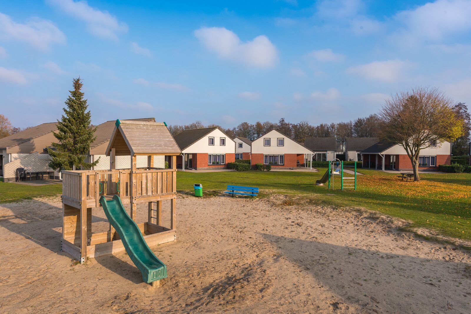 Guest house 300203 - Holiday property Gelderse vallei - Bungalow Royal | 8 Personen