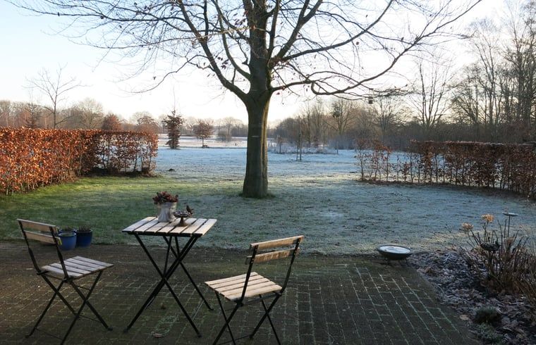 Winterlandschap bij Vakantiehuisje in Tonden, Gelderse vallei, Gelderland met een serene sfeer.