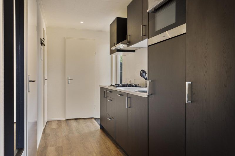 Moderne keuken in Module Wood 5 personen vakantiehuis in Ede Veluwe met complete apparatuur.