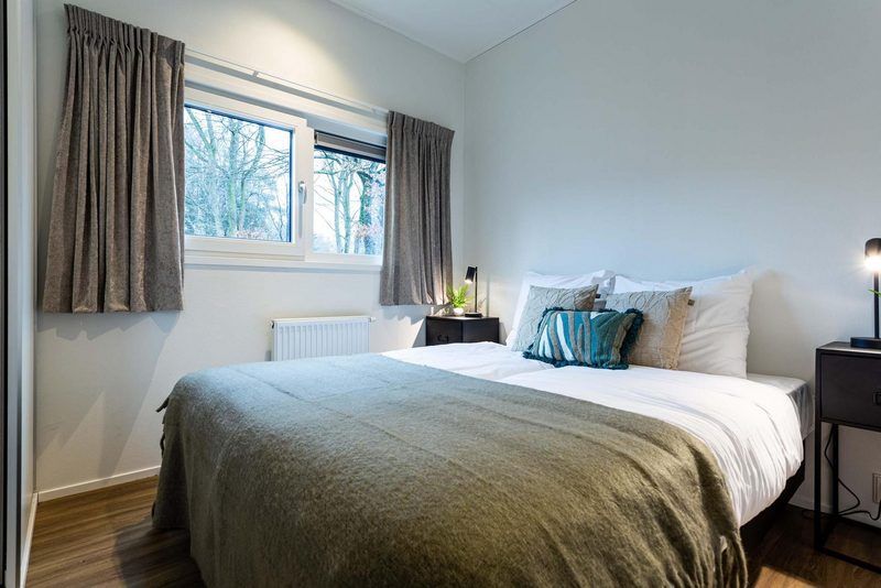 Gemuetliches Zimmer mit Aussicht in Modul Spezial 6 Personen Wellness, Ede, Veluwe.