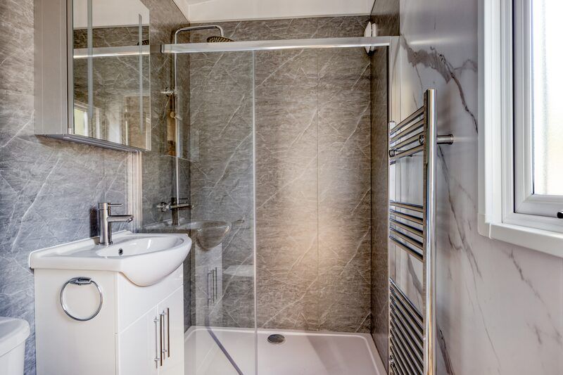 Modern bathroom in Nova 4 persons Wellness vacation home in Ede, Veluwe, Gelderland with spacious shower.