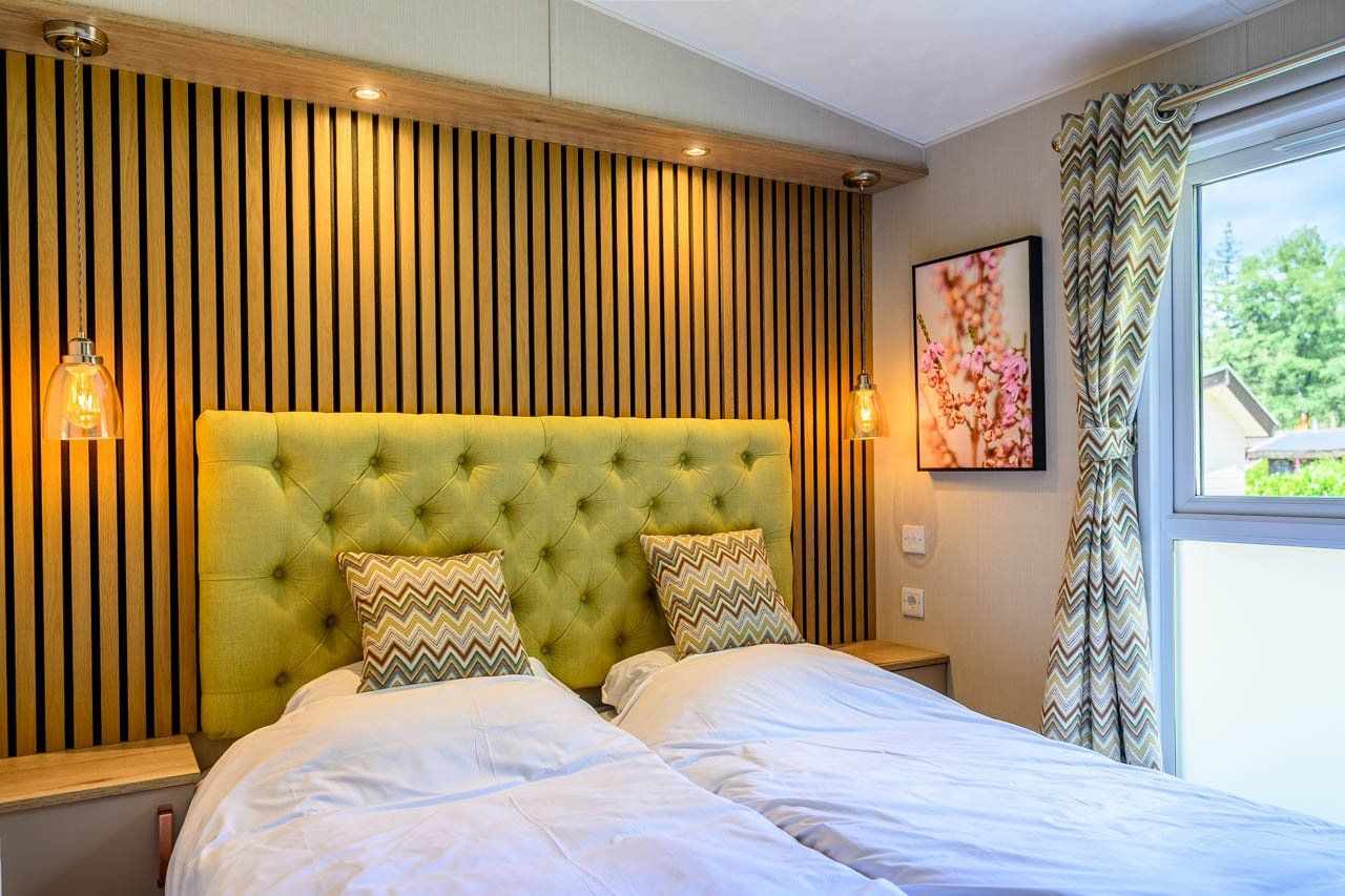 Stilvolles Schlafzimmer von Modul Nova, Ferienhaus in Ede, Veluwe, mit moderner Einrichtung.