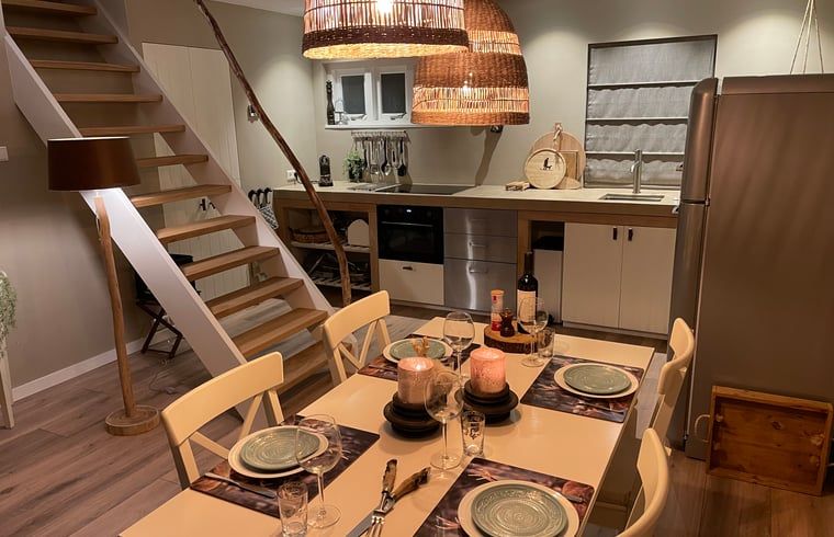 Gemuetliches Esszimmer in Cottage in Emst, Ferienhaus Veluwe, Gelderland.