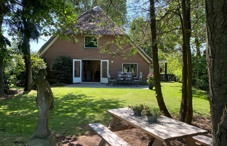 Gezellig vakantiehuisje in Emst met ruime tuin en terras, Veluwe, Gelderland.