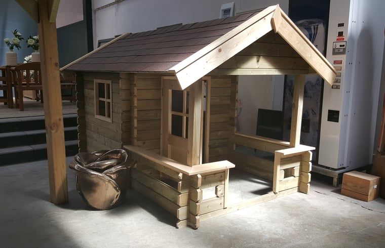 Playhouse at Holiday home in Emst, suitable for children in Gelderland.