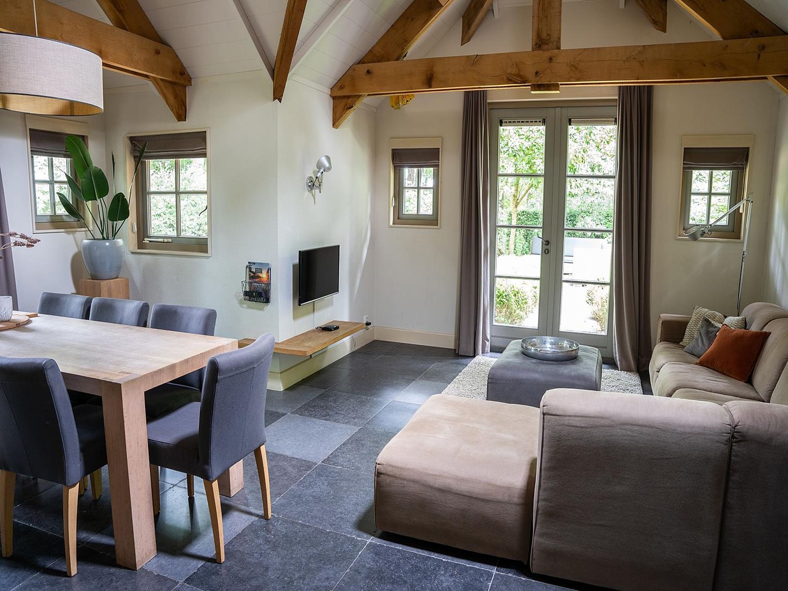 Guest house 3209161 - Holiday property Veluwe - Vlindervallei Villa 8p