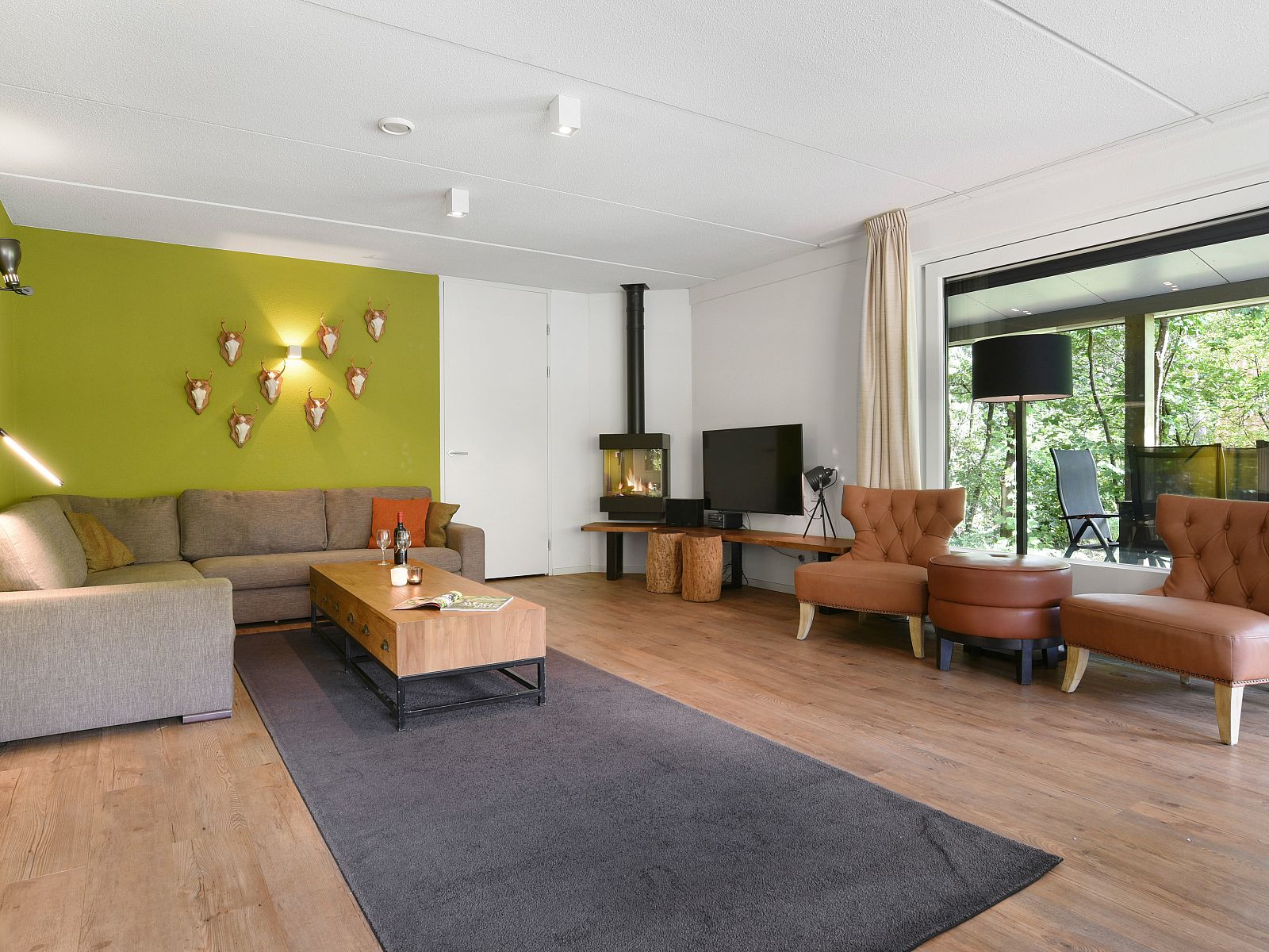 Verblijf 3211119 - Bungalow Veluwe - Miggelenberg | 12-persoons bungalow | 12L