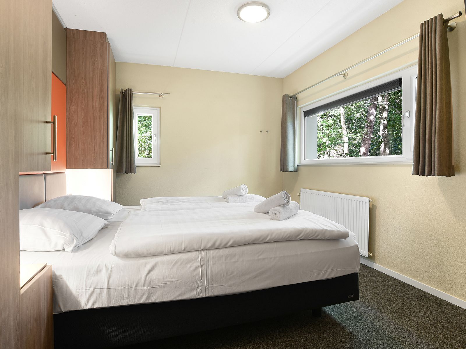 Verblijf 3211119 - Bungalow Veluwe - Miggelenberg | 12-persoons bungalow | 12L