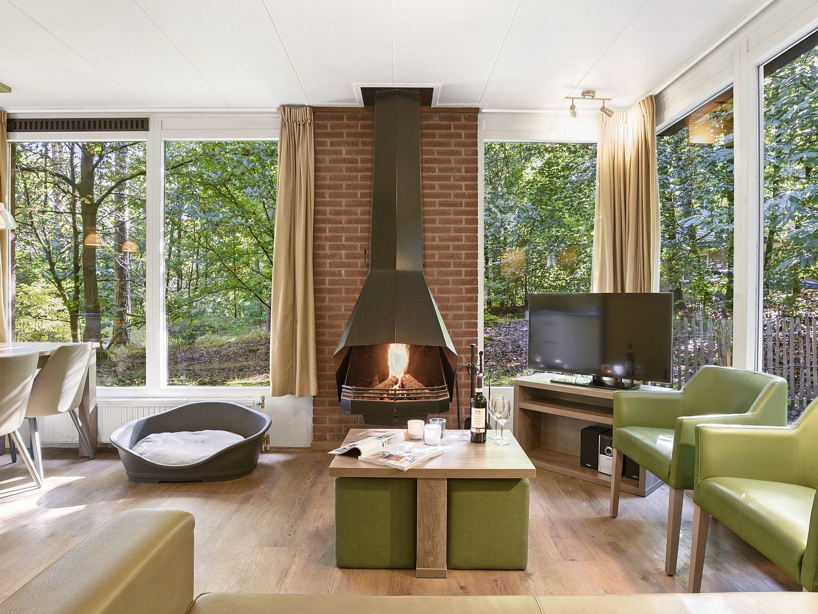 Unterkunft 3211129 - Bungalow Veluwe - Miggelenberg | 4-persoons hondenbungalow | 4CD