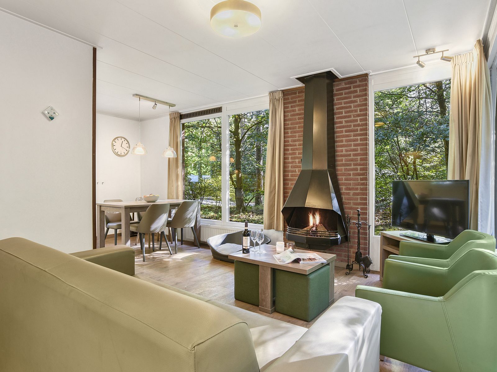 Unterkunft 3211129 - Bungalow Veluwe - Miggelenberg | 4-persoons hondenbungalow | 4CD