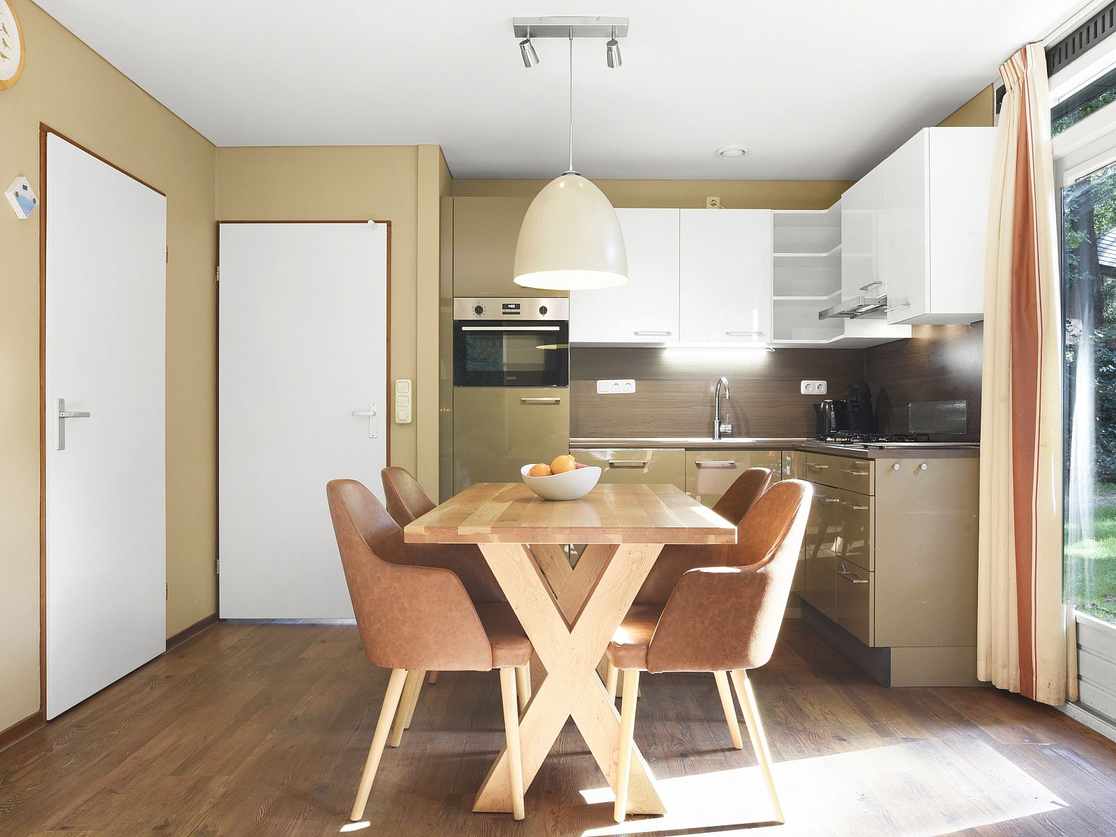 Verblijf 3211130 - Bungalow Veluwe - Miggelenberg | 4-persoons bungalow | 4CE2