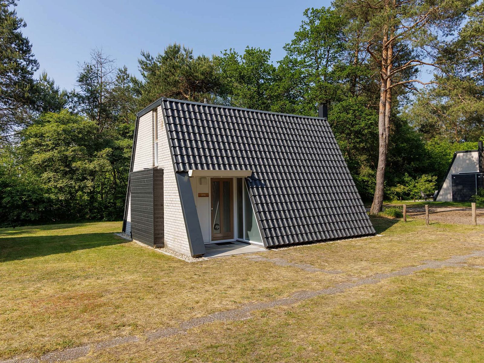 Front of detached house in Hoenderloo, vacation home in Veluwe, Gelderland.
