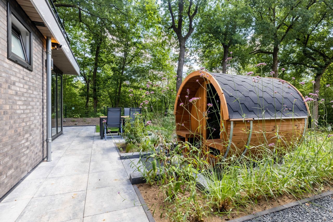 Freistehendes Haus in Hoenderloo mit Sauna im Garten, Veluwe, Gelderland. Entspannen Sie sich in diesem einzigartigen Ferienhaus.