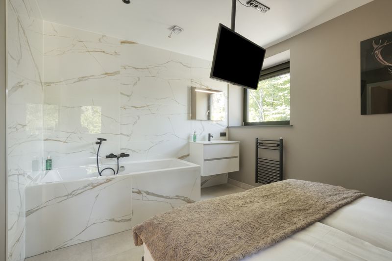 Guest house 3217114 - Holiday property Veluwe - Villa 10 personen Wellness (Hottub)
