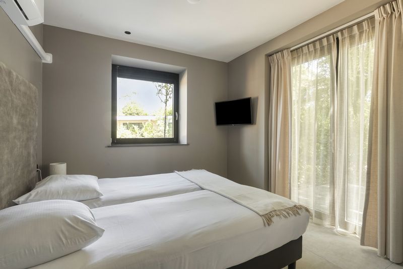 Guest house 3217114 - Holiday property Veluwe - Villa 10 personen Wellness (Hottub)