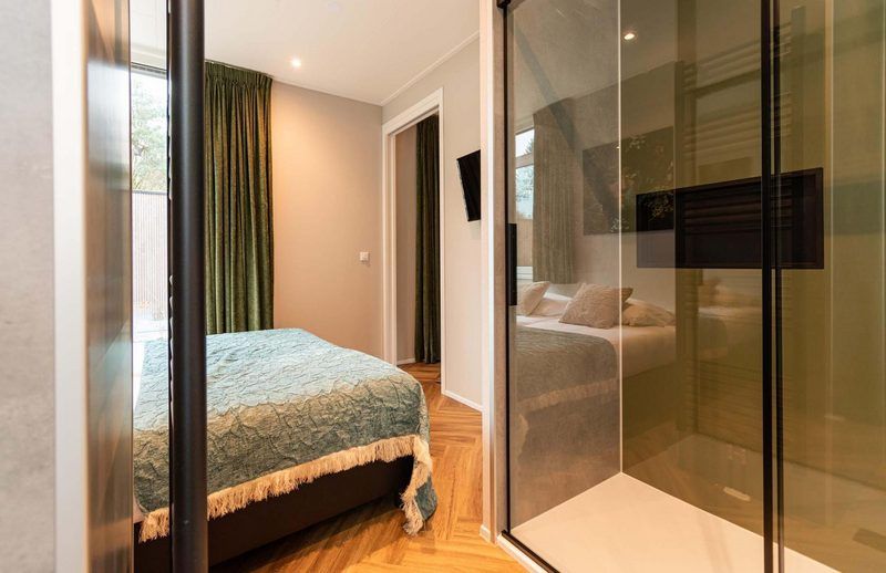 Stijlvolle slaapkamer in Veluwe hoeve 2+3 personen Wellness, Garderen, vakantiehuis op de Veluwe.