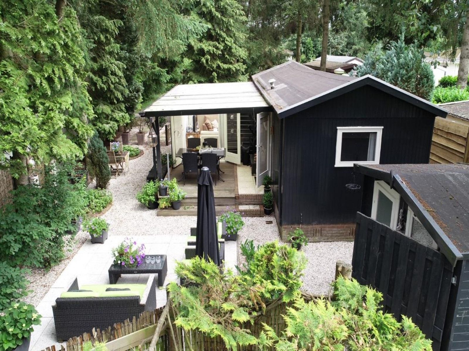 DG256 vacation home with terrace in Putten, Veluwe, Gelderland.