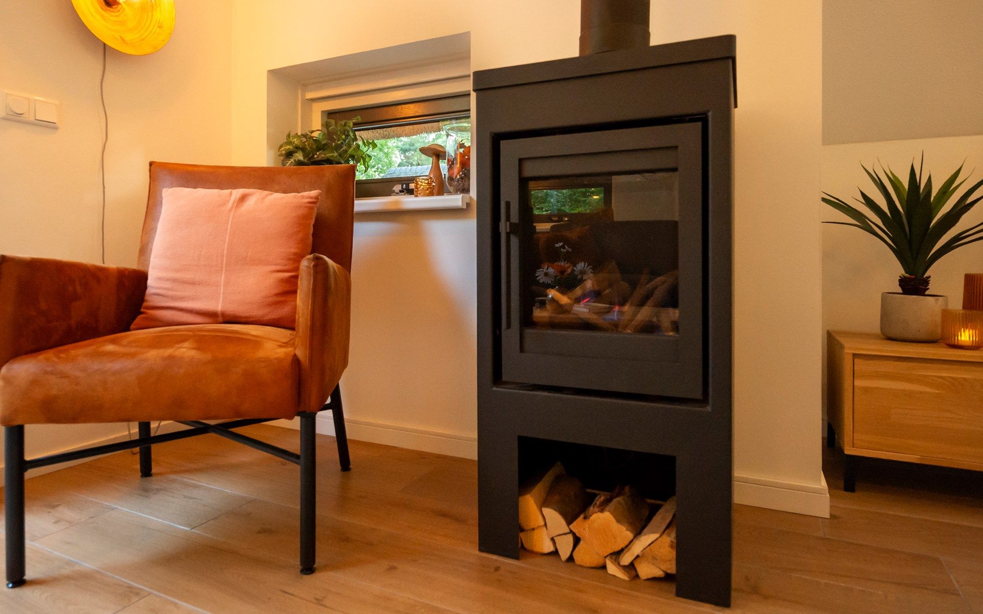 Detail des Kamins im Ferienhaus Sprielderbosch 23 De Zwijnenstal, gemuetliches Ferienhaus in Putten, Veluwe.