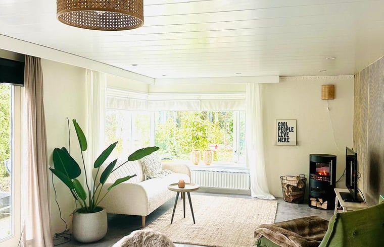 Ferienhaus in Putten, umgeben von gruener Natur, perfekt gelegen in der Veluwe, Gelderland. Ideal fuer einen entspannten Aufenthalt.