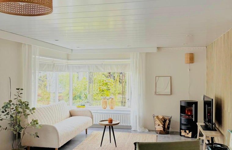 Gemuetliches Schlafzimmer des Ferienhauses in Putten, gelegen in der Veluwe, Gelderland. Komfortabler Aufenthalt mit moderner Einrichtung.