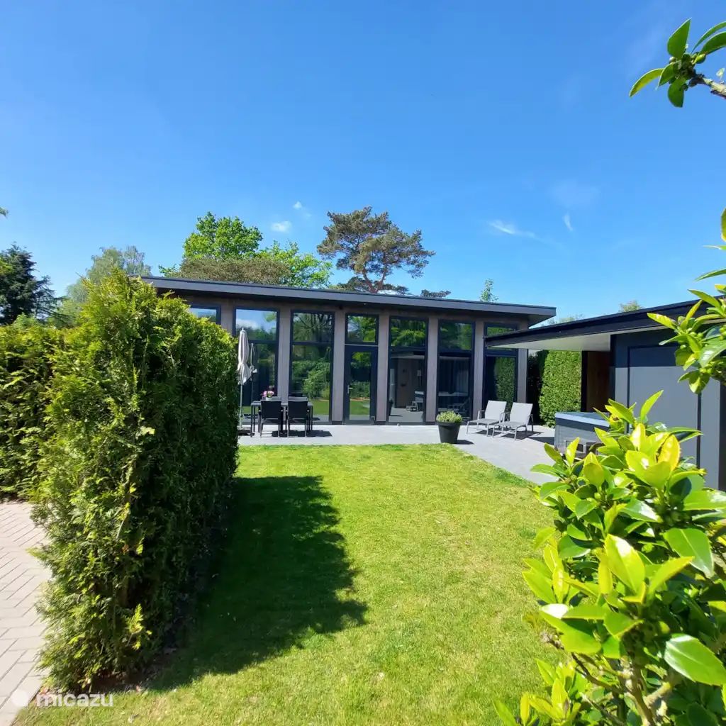 Guest house 3220242 - Holiday property Veluwe - Comfort bungalow 01 met jacuzzi